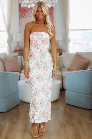 HAZEL & OLIVE Floral Fantasy Maxi Dress - Pink