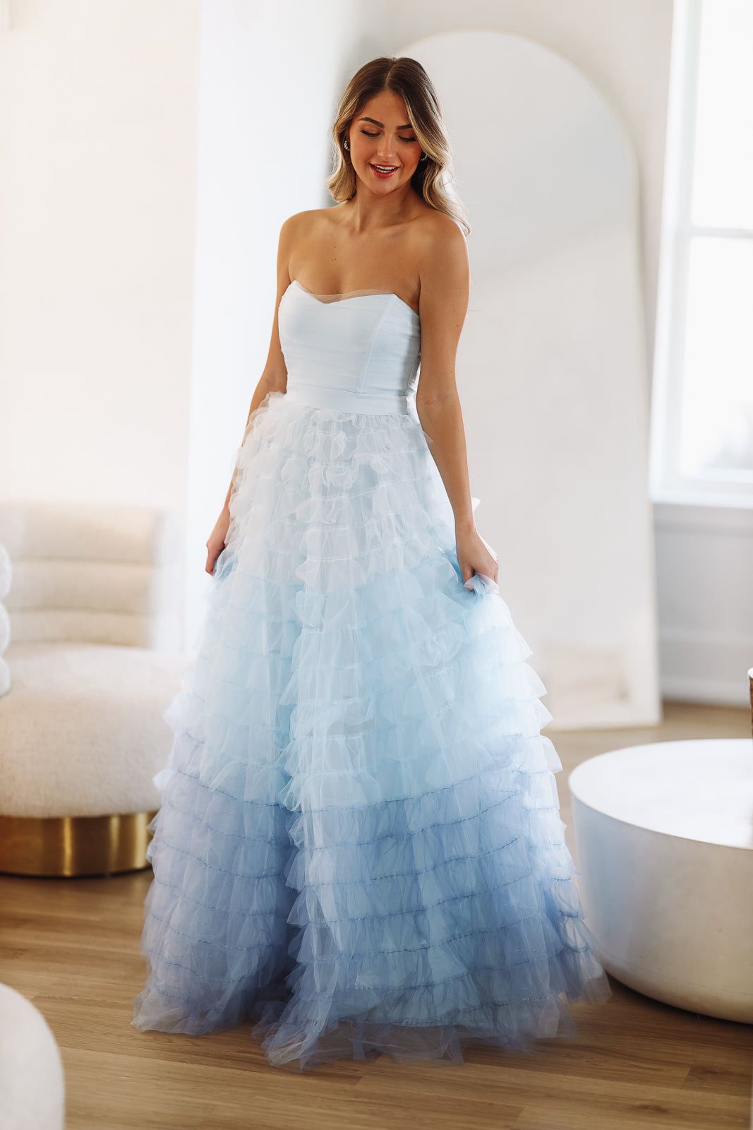 Sweetheart Neck Light Blue Satin Prom Dresses With Leg Slit, Light Blu –  morievent