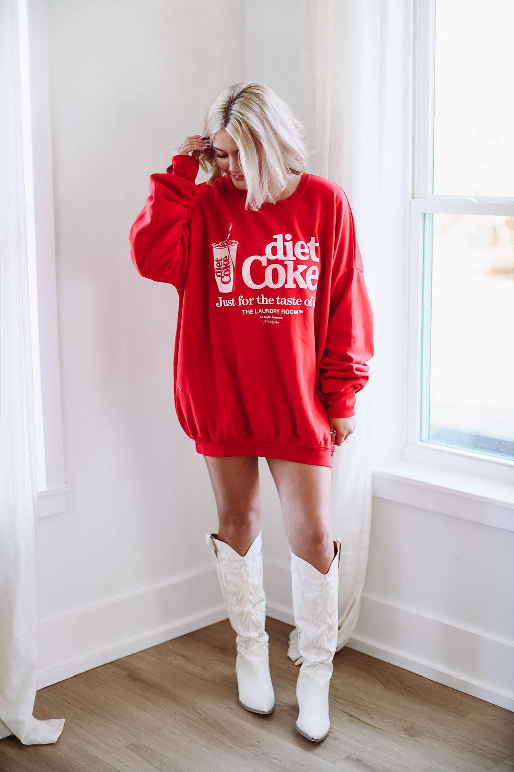 HAZEL & OLIVE The Laundry Room Diet Coke on Ice Jumper Pullover - Red